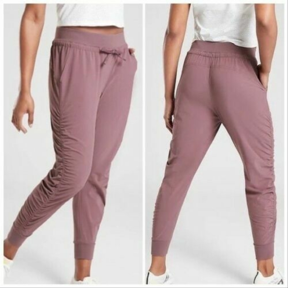 Athleta Attitude Pant Volcanic Violet Stretch Lightweight Wicking Workout Pant 4